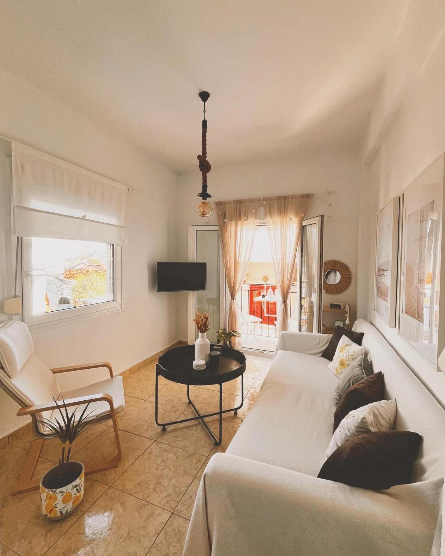 Lucy'S Guest House Skiathos Town Ngoại thất bức ảnh