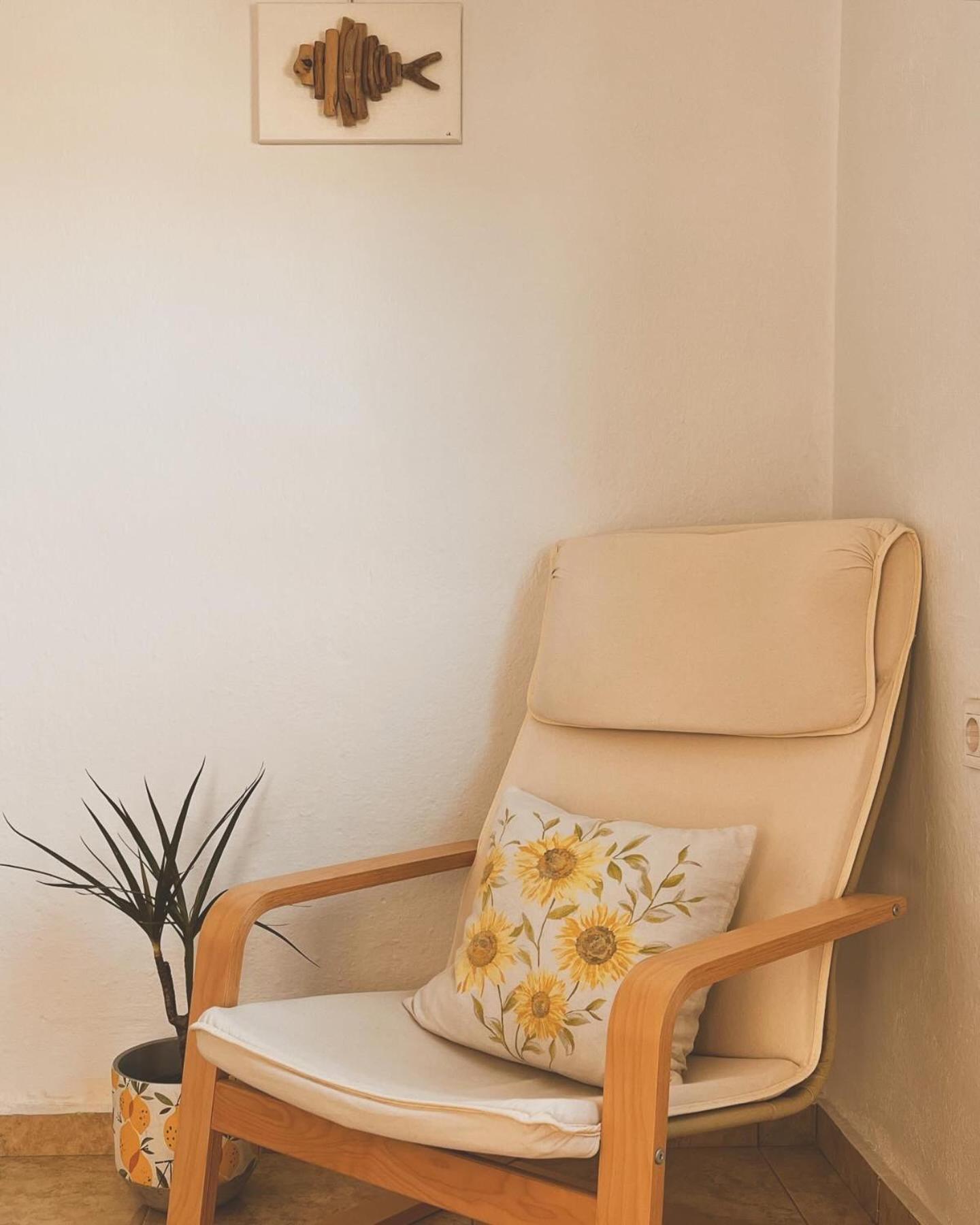Lucy'S Guest House Skiathos Town Ngoại thất bức ảnh
