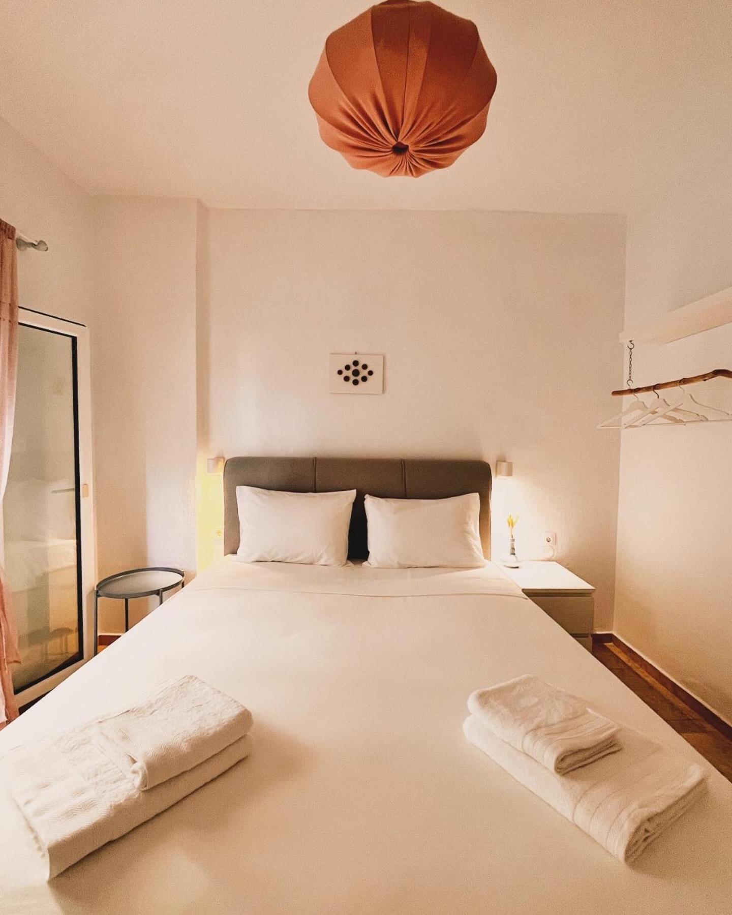 Lucy'S Guest House Skiathos Town Ngoại thất bức ảnh